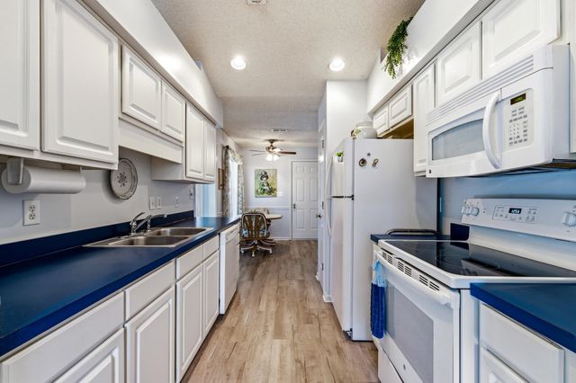 9676 Eaddy Ln., Murrells Inlet, SC 29576