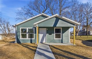 217 Polk Street, Warrensburg, MO 64093
