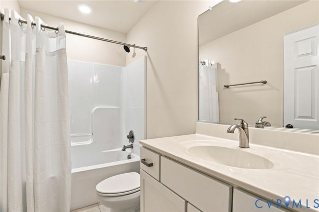 12705 Wyndham West Dr, Henrico, VA 23059