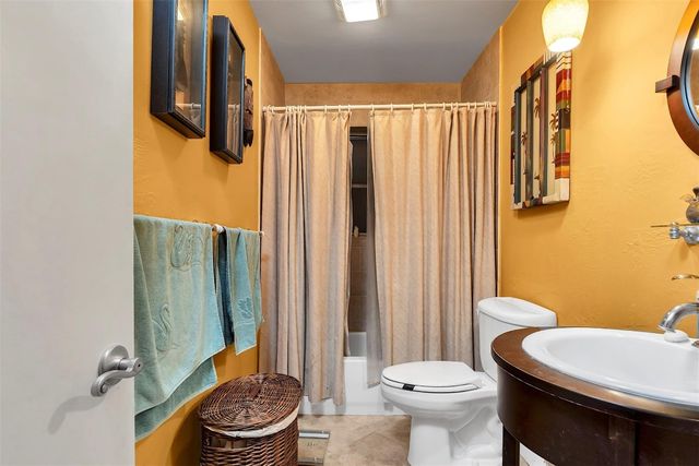 2162 NE 65th Street, Fort Lauderdale, FL 33308