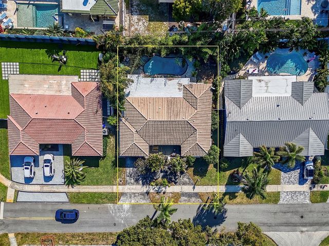 2162 NE 65th Street, Fort Lauderdale, FL 33308