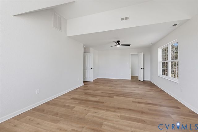 13306 Naylors Blue Ct, Chesterfield, VA 23836