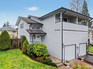4108 NE 6th Place #2A, Renton, WA 98059