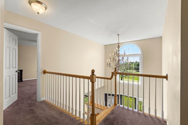 1507 E Mountain Rd, Westfield, MA 01085