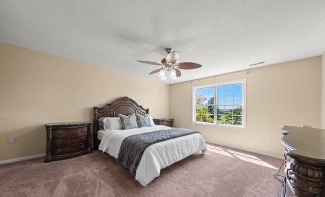 1507 E Mountain Rd, Westfield, MA 01085