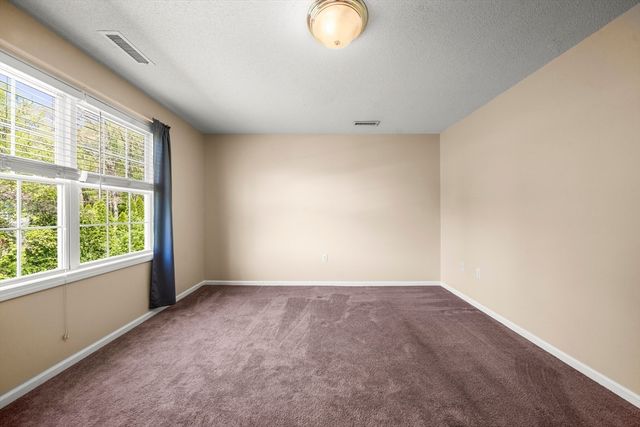 1507 E Mountain Rd, Westfield, MA 01085