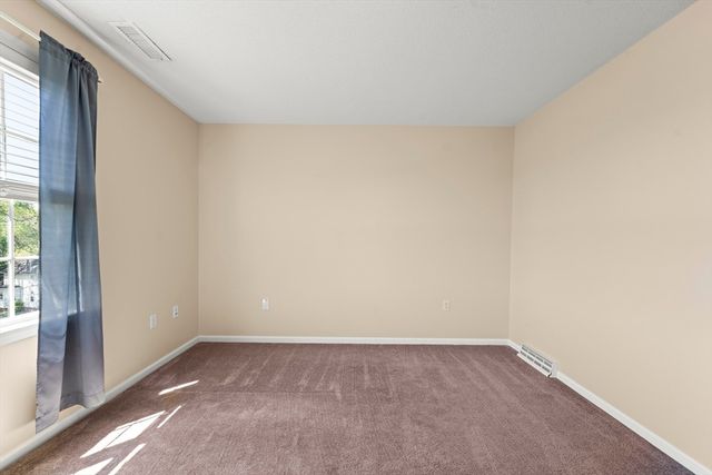 1507 E Mountain Rd, Westfield, MA 01085