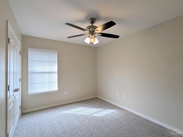 5760 Jade Moon Cir, Milton, FL 32583