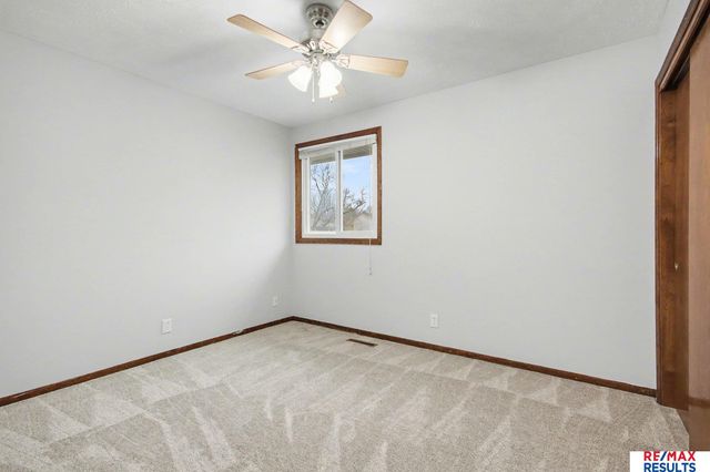 1001 Edgewood Boulevard, Papillion, NE 68046