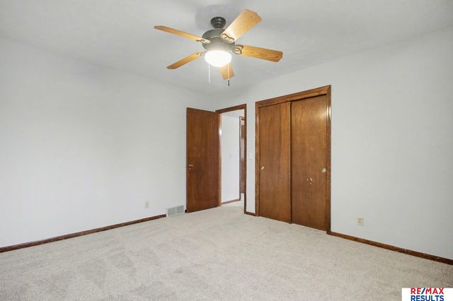 1001 Edgewood Boulevard, Papillion, NE 68046