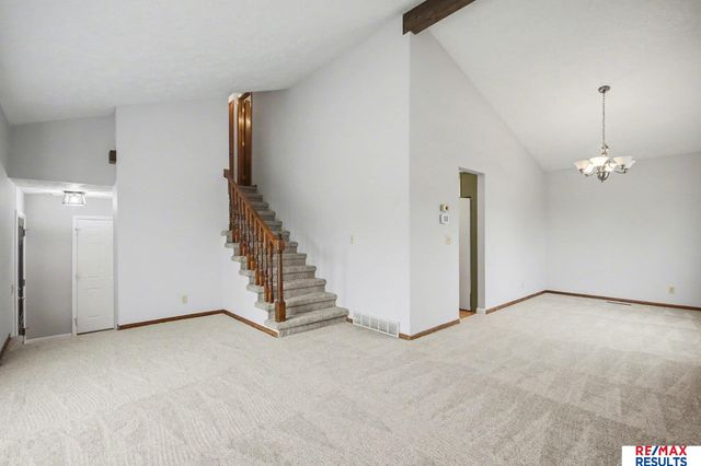 1001 Edgewood Boulevard, Papillion, NE 68046