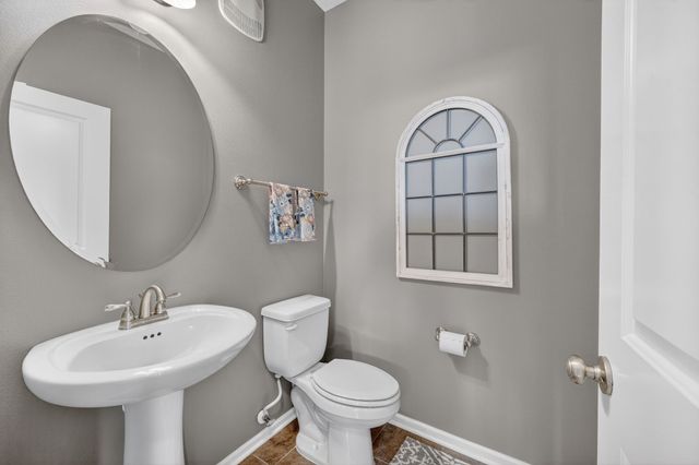 170 80th Street 103, West Des Moines, IA 50266