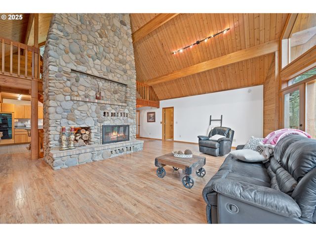 1261 MATHEWS Rd, Washougal, WA 98671