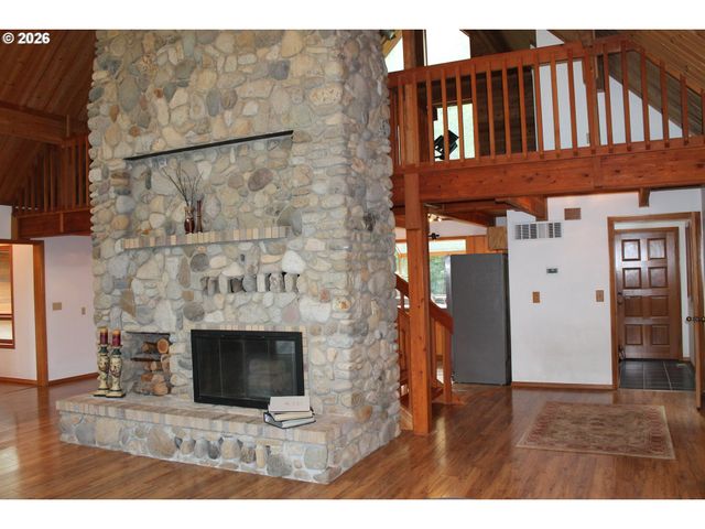 1261 MATHEWS Rd, Washougal, WA 98671
