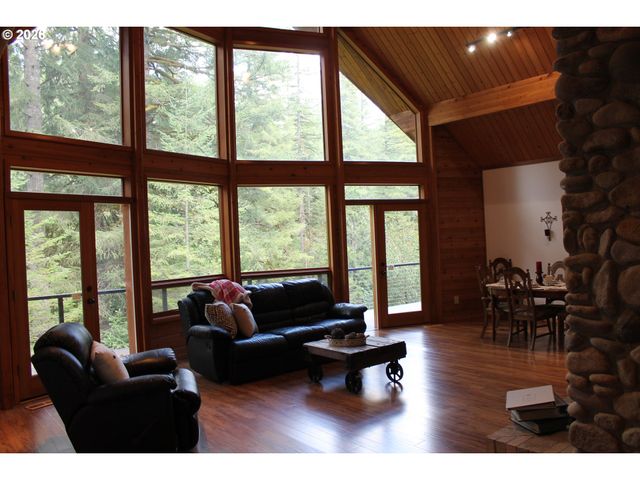 1261 MATHEWS Rd, Washougal, WA 98671