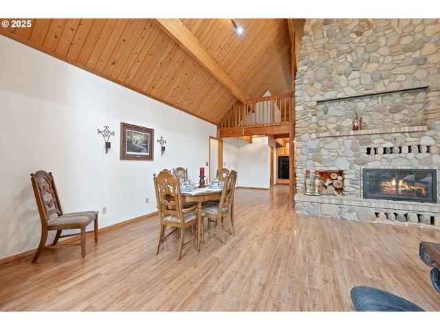 1261 MATHEWS Rd, Washougal, WA 98671
