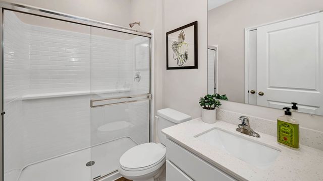 1817 Baler Avenue, Aurora, IL 60503