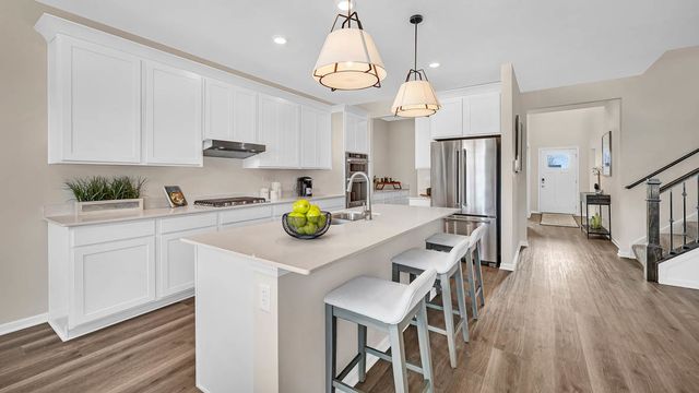 1817 Baler Avenue, Aurora, IL 60503