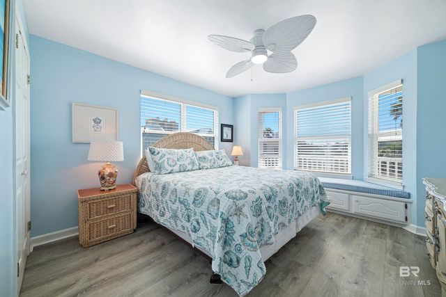 210 W 8th Street, Gulf Shores, AL 36542
