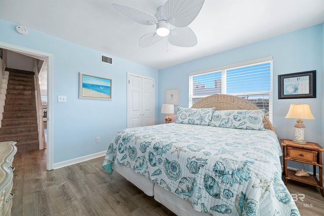 210 W 8th Street, Gulf Shores, AL 36542