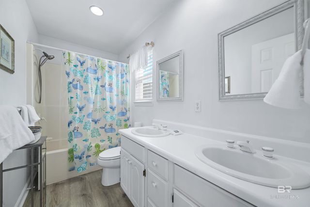 210 W 8th Street, Gulf Shores, AL 36542