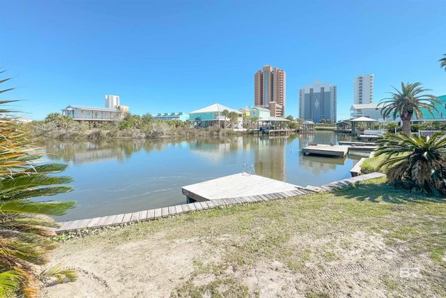 210 W 8th Street, Gulf Shores, AL 36542