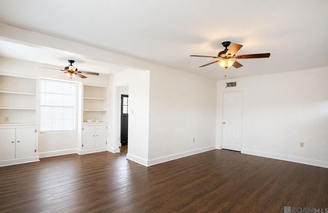 2961 Greenwood Dr, Baton Rouge, LA 70808