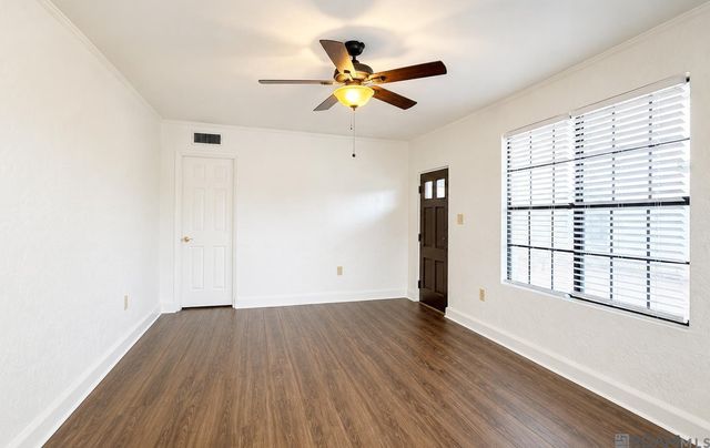 2961 Greenwood Dr, Baton Rouge, LA 70808