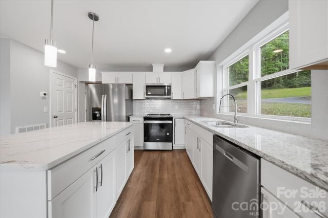 343 Shasta Lane, Lenoir, NC 28645