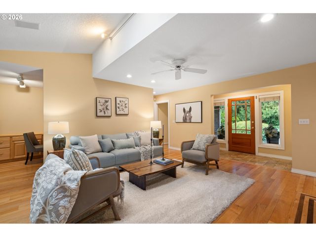 10315 Ne 156TH St, Brush Prairie, WA 98606
