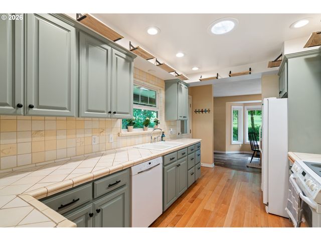 10315 Ne 156TH St, Brush Prairie, WA 98606