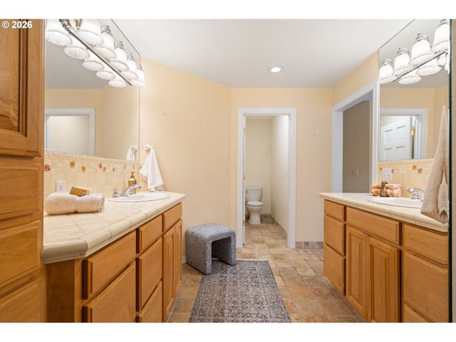 10315 Ne 156TH St, Brush Prairie, WA 98606