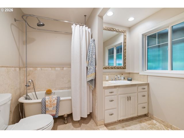 10315 Ne 156TH St, Brush Prairie, WA 98606
