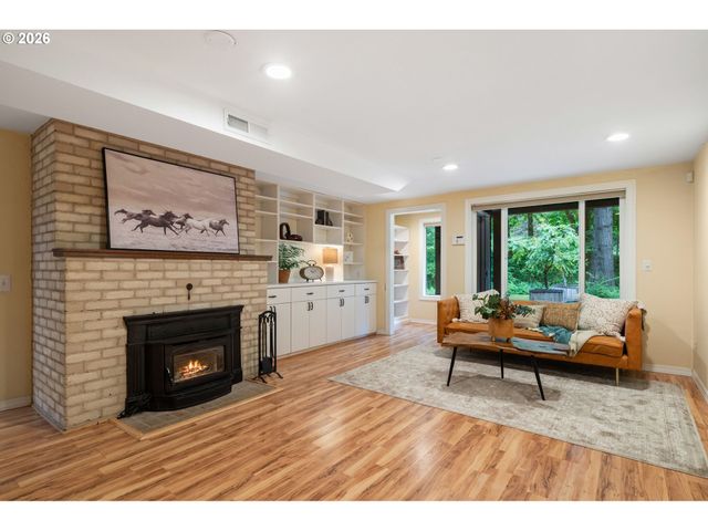 10315 Ne 156TH St, Brush Prairie, WA 98606