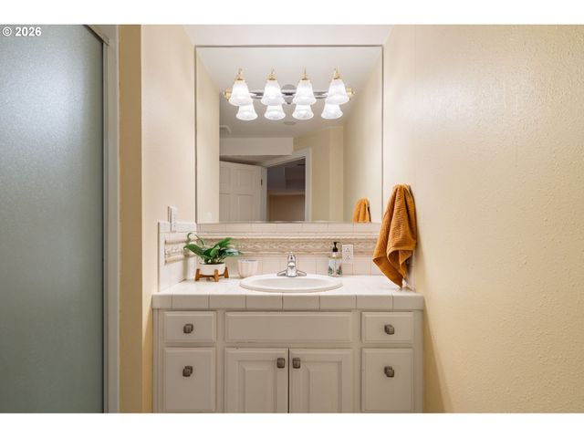 10315 Ne 156TH St, Brush Prairie, WA 98606