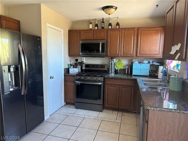 233 Ash Street, Henderson, NV 89015