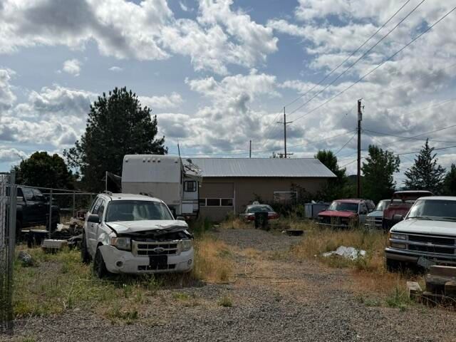 7465 Table Rock Terrace, Central Point, OR 97502