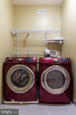 235 W JEFFERSON ST, Philadelphia, PA 19122