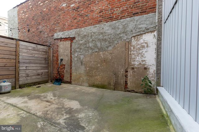 235 W JEFFERSON ST, Philadelphia, PA 19122