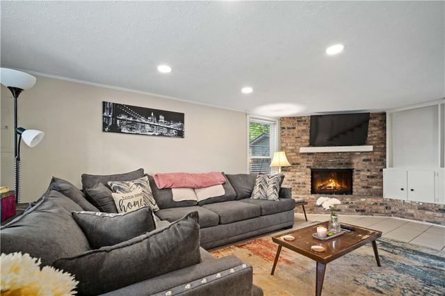 357 Durande Drive, Mobile, AL 36606