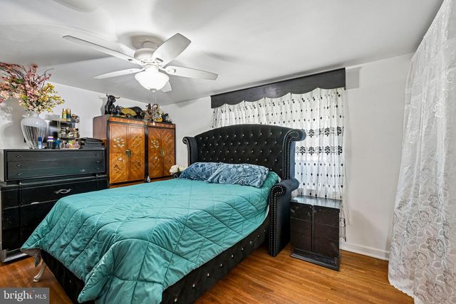 425 ARLINGTON AVE, Upper Darby, PA 19082