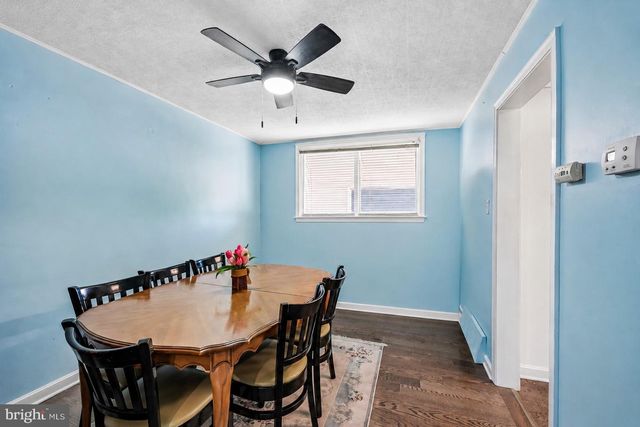 425 ARLINGTON AVE, Upper Darby, PA 19082
