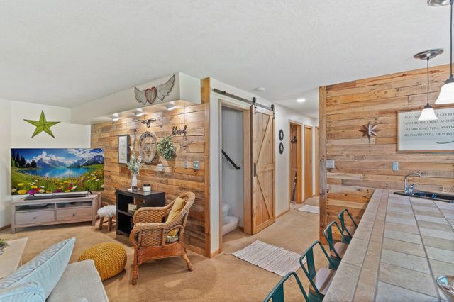 20570 Georgia Avenue N, Forest Lake, MN 55025