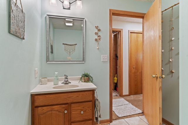 20570 Georgia Avenue N, Forest Lake, MN 55025