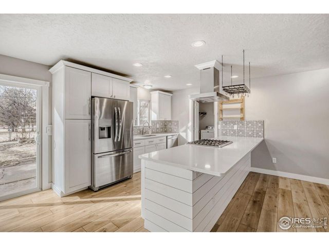 312 W 50th St, Loveland, CO 80538