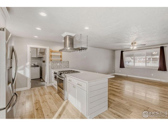 312 W 50th St, Loveland, CO 80538