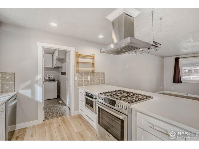 312 W 50th St, Loveland, CO 80538