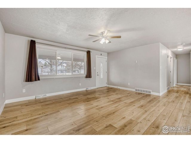 312 W 50th St, Loveland, CO 80538