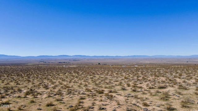 155 E Avenue F8, Lancaster, CA 93535