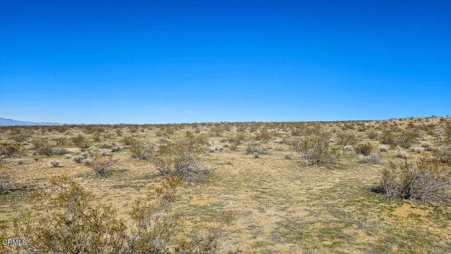 155 E Avenue F8, Lancaster, CA 93535